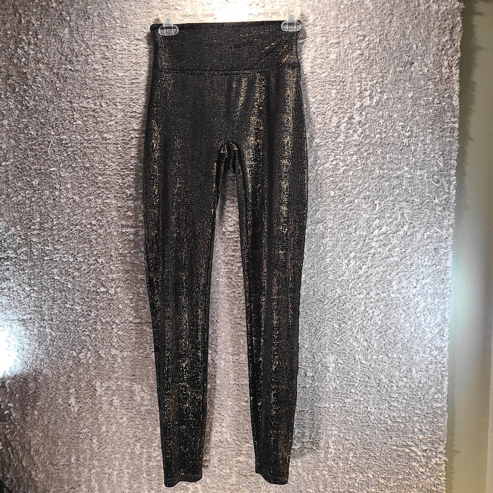 Spanx Black and Gold Shimmer Velvet Shine Leggings‎ Women's size Small Polyester